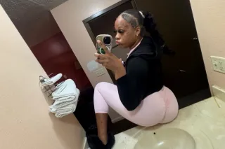 2 girl lookin for fun come money 💸 ready in hand No bare❌east stl we ready to make you guys cum ⚪ everywhere - Image 8