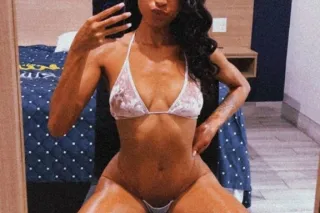 INCALL AND OUTCALLS ONLY, AVAILABLE 24:7 🥂 - Image 1
