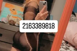 LET ME BE YOUR MILF - Image 7