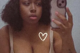 YOUR FAV Juicy Bbw!!! .Serious... - Image 1