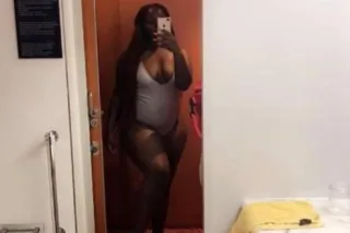 Come Bend Me Over🤤 Let Me Crea... - Image 4