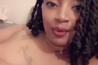 Definitely 💦a ❤mouth 😜full 😝 - Image 2