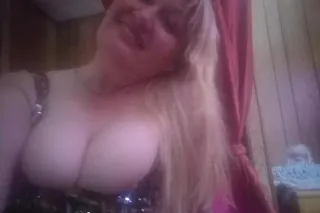 🍒 😘YouR #1 BloNDe Here to entertain & DelighT YoU &Excite YoU!! 😊😘🍒😘 let me be your excitement😘 - Image 9