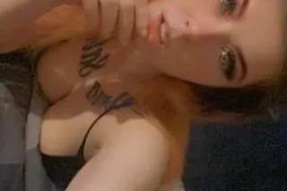 READHEAD!! short thick with phat ass!!! waterfallll!💦💦 - Image 7