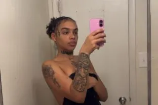 Let me grip my 🐈 around your INCALLS RUSH ME !! - Image 4