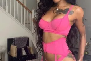 Petite Delight 🍭 Wett Bombshell 💦💦 Available for Fun - Image 2