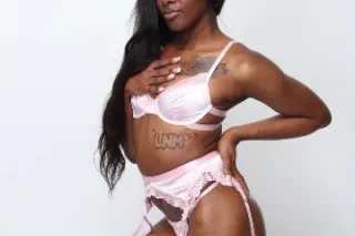 Available 24/7! 📲 Located in L... - Image 1