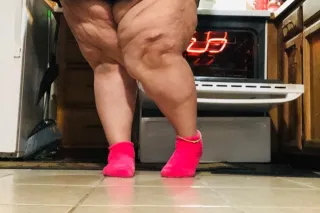 🩷 The Prettiest Lightskin SSBBW 🩷 *SPECIAL ~ 130🌹 for TWO POPS 🥜💦💦* - Image 8