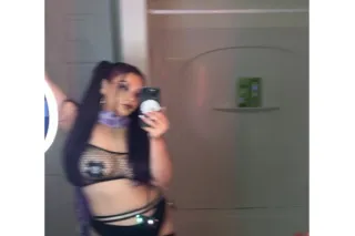 outcalls. im just here to suck... - Image 1