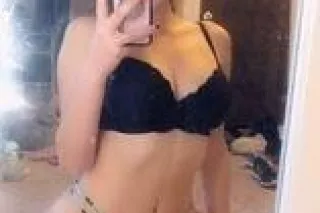 ✔Horny Queen💘Available For Hoo... - Image 1