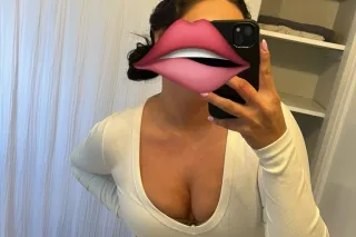 ALL NATURAL THICK LATINA 🍑 come try me 😉 - Image 6