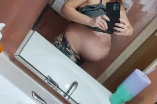wet pussy ready to play - Image 7