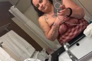 Cum Put that 🍆 dick down my thorat - Image 1