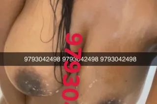 Late Night Porn Fuck 🚷FT SHOWS... - Image 3