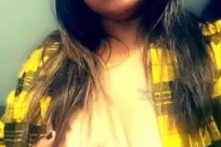 Hawiian BombShell 💣 - Image 2