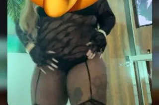 ******** Dominatrix Queen*****... - Image 3