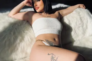 🎀German American Temptress-Curves Made for Sin, Lips Made for Pleasure 🦋 CATCH ME WHILE IM IN TOWN 💋 - Image 9