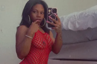 OUTCALL💋💋 YOUR FAVORITE 4'11 P... - Image 3