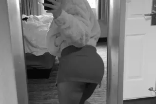 its ur favorite 110lbs. exotic... - Image 4