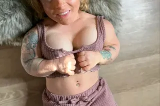 Mid_dget_escort girl🎀Facetime ... - Image 2