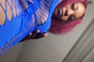 🍫🍫 Chocolate Queen 👑🍫 waiting ... - Image 2
