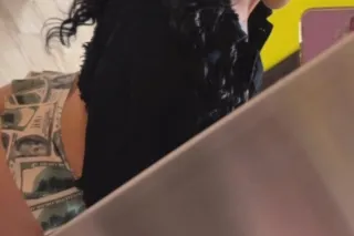 Freaky, SEXY SHORT , H-O-R-N-Y! Tight...wet pussy with a NICE ASS and BIG TITTIES . BE DEPOIST READY - Image 5