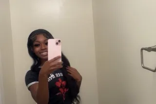 Small and petite - 23 - Image 1