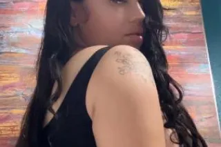 STOCKTON👉🏽👉🏽 Super Busty 38 HH... - Image 1