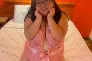 Asian BBW cutie incall availab... - Image 3
