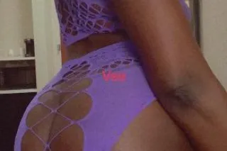 TWO GIRLS OR COME SEE ME PRICES GOING ALL NIGHT - Image 5
