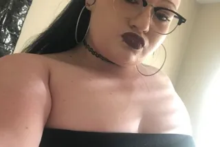 Cum Get Attention From My Fat ... - Image 4