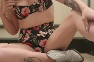 outcall by uber or lfyt🍒🍑🍆🌊🌟I make FILMS 🎥 🎞 ❤MILF👀💓Greek🥵😍✨️Squirt✨️👑🤩Fet friendly 🥰DOM/SUB/SWITCH🍰🎂🍭💅XXXCONTENT 4 sale 💕 - Image 8