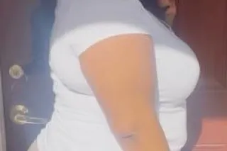 JUICY BOOTY BBW - Image 2