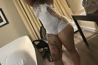 sexy latina🆕️🆕️ 🔥 caliente y culona 🍑 lindo cuerpo 🍒 bien perra 💦 bbj 👅 fotos reales 💯 💯 - Image 5