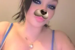 Hit it from the back, pull my hair and make me say your name Daddy - Image 5