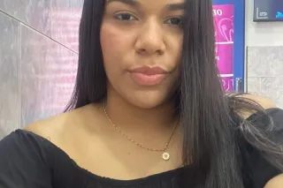 🍑I’m sexy Latina girl I’m new ... - Image 1