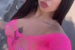 AVAILABLE THIS WEEKEND💋BOOK NOW!! come slut me out daddy🤪 - Image 2