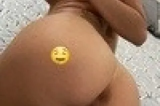 sexy girl available - 26 - Image 1