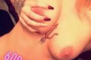 Slim and Petite Playmate 💦 - 2... - Image 3