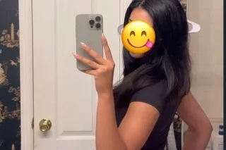 😋Hello DADDY😍😍 My name is Vale... - Image 1