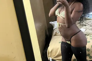 (young freak😩)WET CREAMY SQUIRT PUSSY(INCALLS AVAILBLE 24/7💦) - Image 7