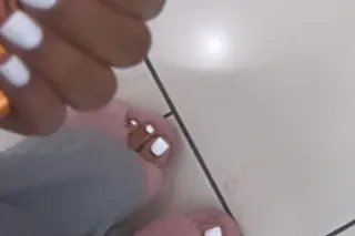 are you a hungry heres a treat... - Image 1