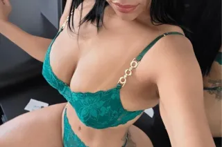 🍆COLOMBIANA 🇨🇴 NUEVA EN TU ZON... - Image 2