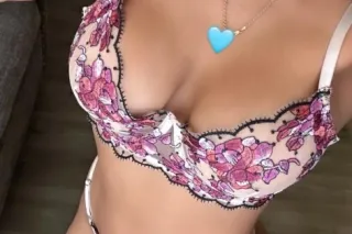 👅🔥Elegant y sexy latina😈💄Model... - Image 2