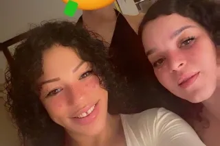 🔥🌸🪅WeT ~N~ WiLd🪅2 Girls Sexy Sisters 🌸💋 - Image 5