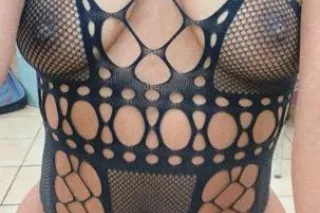 pay to play - 26 - Image 3