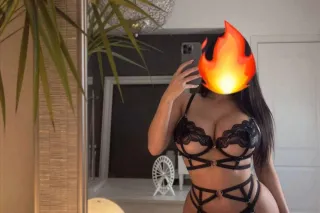 JUST ARRIVED 💕SEXY AND GOOG GI... - Image 4