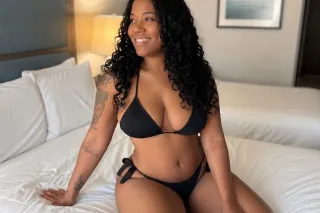 Sweet face, bad thoughts 😈💋 - ... - Image 2