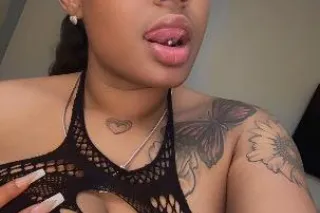 SLIPPERY WHEN WET 😩💦💦 pretty brown beauty🙈🤎🏆 - Image 6