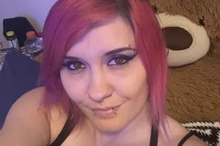 Looking for Erotic Content - Image 2